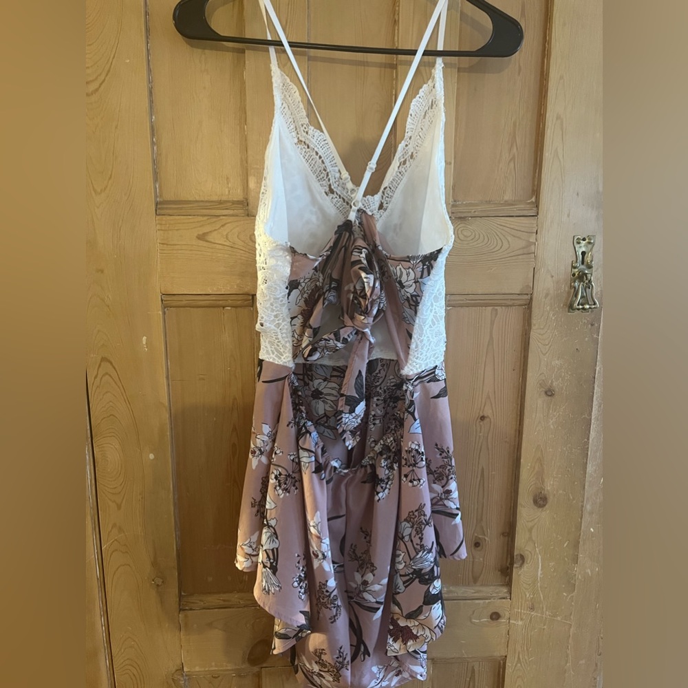 Backless romper - Picture 4 of 4